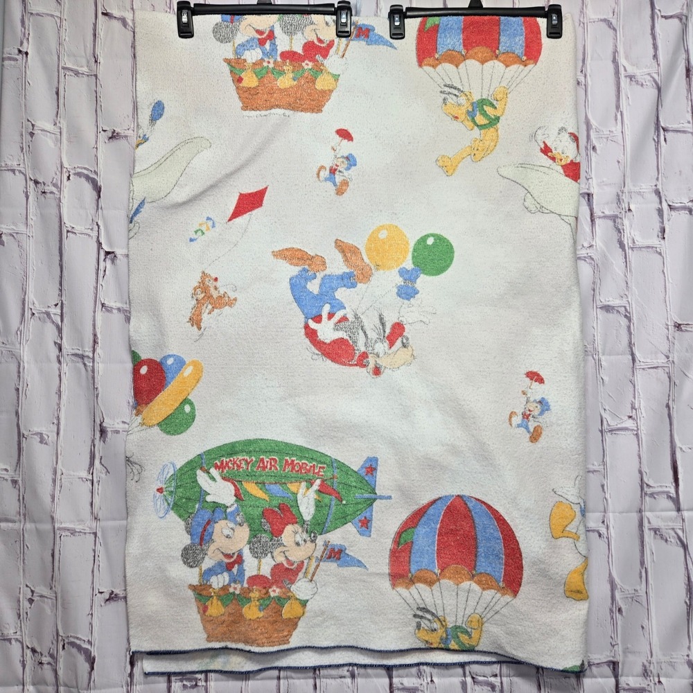 Vintage Disney‎ Mickey Mouse Donald Goofy Dumbo Bartholomew Air Mobile Blanket